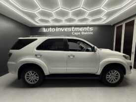 2014 TOYOTA FORTUNER 2.5D-4D RB