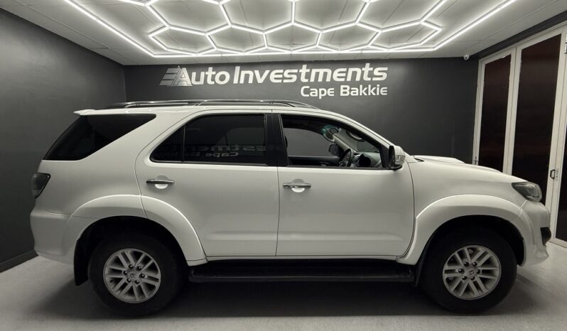 2014 TOYOTA FORTUNER 2.5D-4D RB full