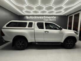 2021 TOYOTA HILUX 2.4 GD-6 RB RAIDER P/U E/CAB