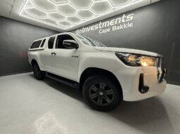 2021 TOYOTA HILUX 2.4 GD-6 RB RAIDER P/U E/CAB