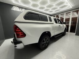 2021 TOYOTA HILUX 2.4 GD-6 RB RAIDER P/U E/CAB
