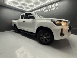2022 TOYOTA HILUX 2.4 GD-6 RB RAIDER P/U E/CAB