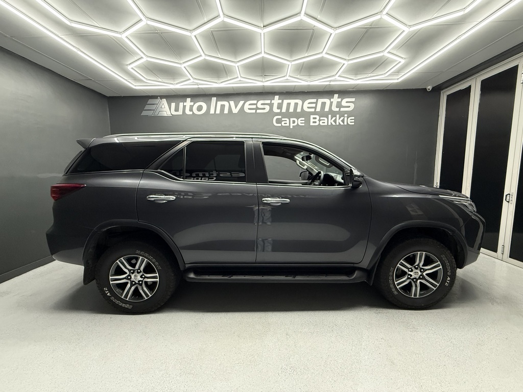 2023 TOYOTA FORTUNER 2.4GD-6 R/B A/T