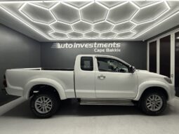 2014 TOYOTA HILUX 3.0D-4D RAIDER XTRA CAB P/U S/C