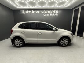 2013 VOLKSWAGEN POLO 1.4 COMFORTLINE 5DR