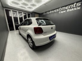 2013 VOLKSWAGEN POLO 1.4 COMFORTLINE 5DR