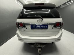 2015 TOYOTA FORTUNER 3.0D-4D R/B A/T