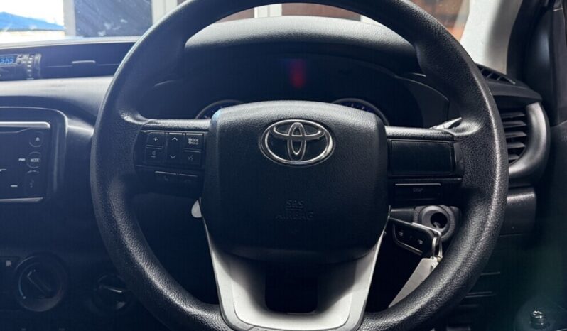 2017 TOYOTA HILUX 2.4 GD-6 SR 4X4 P/U D/C full