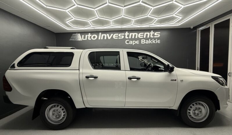 2017 TOYOTA HILUX 2.4 GD-6 SR 4X4 P/U D/C full