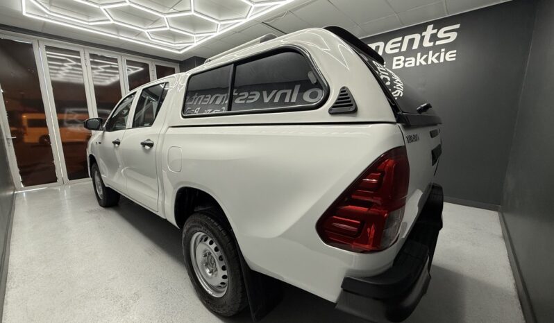 2017 TOYOTA HILUX 2.4 GD-6 SR 4X4 P/U D/C full