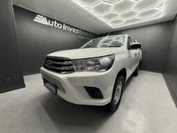 2017 TOYOTA HILUX 2.4 GD-6 SR 4X4 P/U D/C