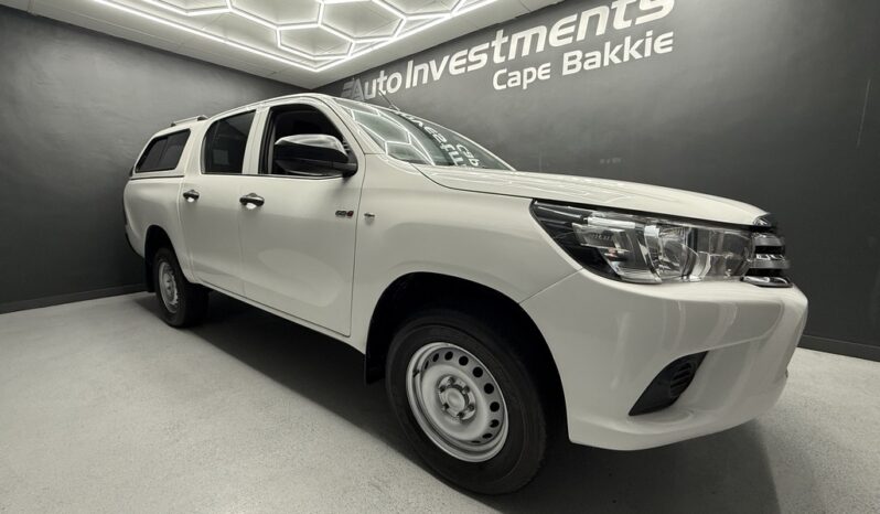 2017 TOYOTA HILUX 2.4 GD-6 SR 4X4 P/U D/C full