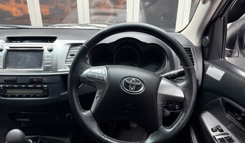 2014 TOYOTA HILUX 3.0 D-4D LEGEND 45 4X4 P/U D/C full