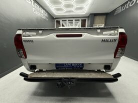 2020 TOYOTA HILUX 2.4 GD S A/C P/U S/C