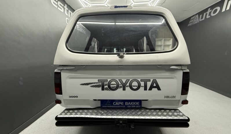 1995 TOYOTA HILUX 3.0D RAIDER R/B P/U S/C full