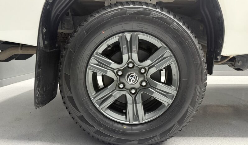 2023 TOYOTA HILUX 2.4 GD-6 RB RAIDER A/T P/U E/CAB full