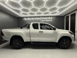 2023 TOYOTA HILUX 2.4 GD-6 RB RAIDER A/T P/U E/CAB