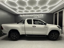 2023 TOYOTA HILUX 2.4 GD-6 RB RAIDER A/T P/U E/CAB