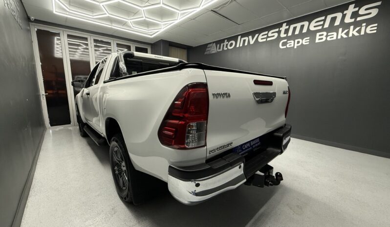 2023 TOYOTA HILUX 2.4 GD-6 RB RAIDER A/T P/U E/CAB full