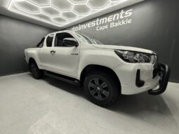 2023 TOYOTA HILUX 2.4 GD-6 RB RAIDER A/T P/U E/CAB full