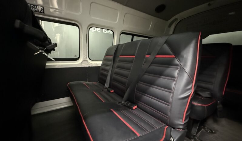 2019 TOYOTA QUANTUM/HIACE 2.5 D-4D SESFIKILE 16s full