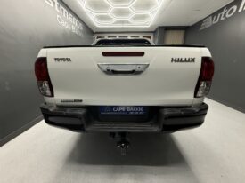 2020 TOYOTA HILUX 2.8 GD-6 RB LEGEND A/T P/U D/C