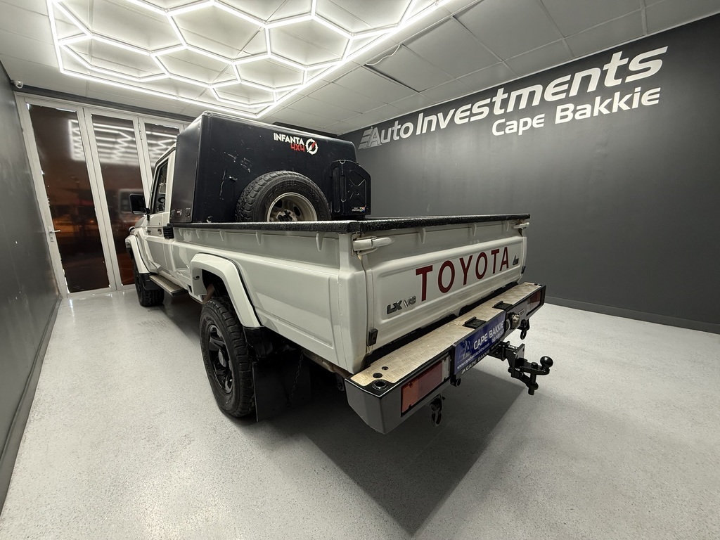 2021 TOYOTA LAND CRUISER 79 4.5D P/U S/C