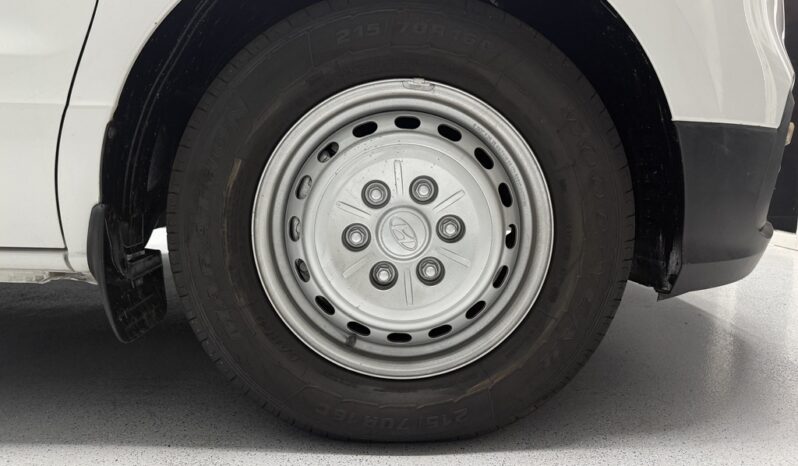 2018 HYUNDAI H-1 2.5 CRDi A/C F/C P/V A/T full