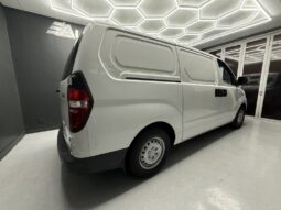 2018 HYUNDAI H-1 2.5 CRDi A/C F/C P/V A/T