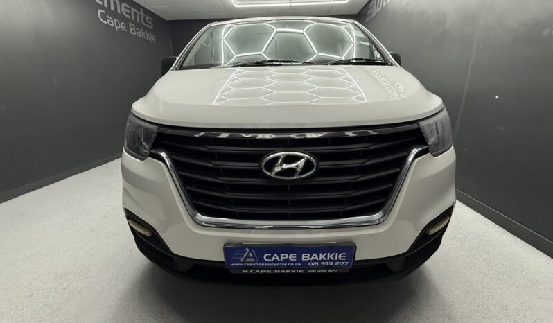 2018 HYUNDAI H-1 2.5 CRDi A/C F/C P/V A/T full