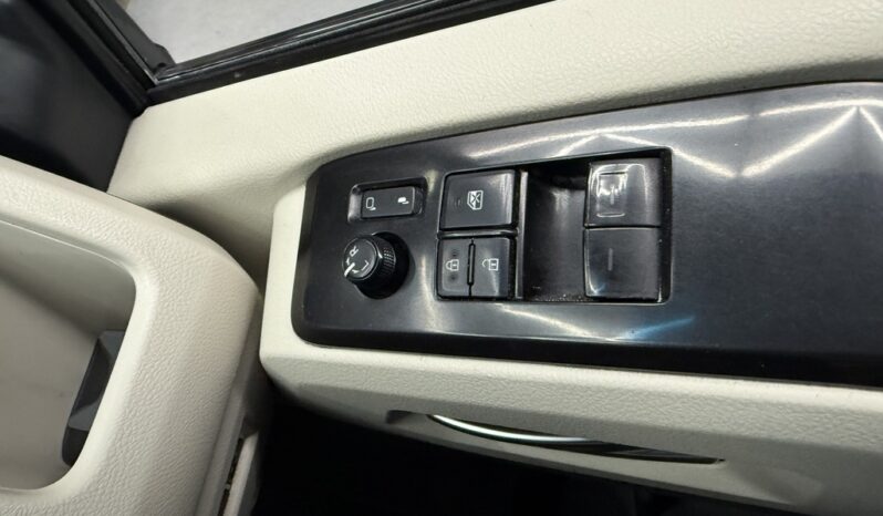 2020 TOYOTA QUANTUM 2.8 GL 11 SEAT full