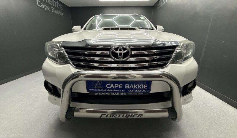 2014 TOYOTA FORTUNER 2.5D-4D RB full
