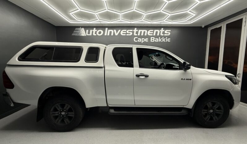 2021 TOYOTA HILUX 2.4 GD-6 RB RAIDER P/U E/CAB full