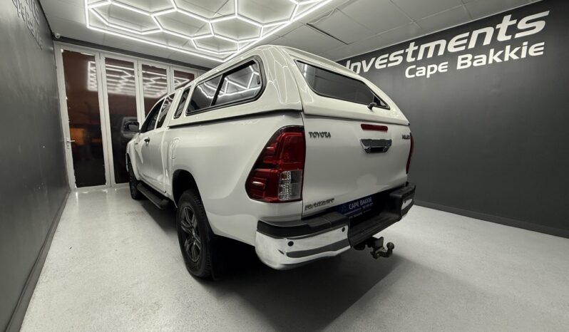 2021 TOYOTA HILUX 2.4 GD-6 RB RAIDER P/U E/CAB full
