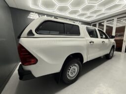 2017 TOYOTA HILUX 2.4 GD-6 SR 4X4 P/U D/C