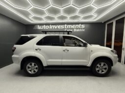 2010 TOYOTA FORTUNER 3.0D-4D R/B A/T