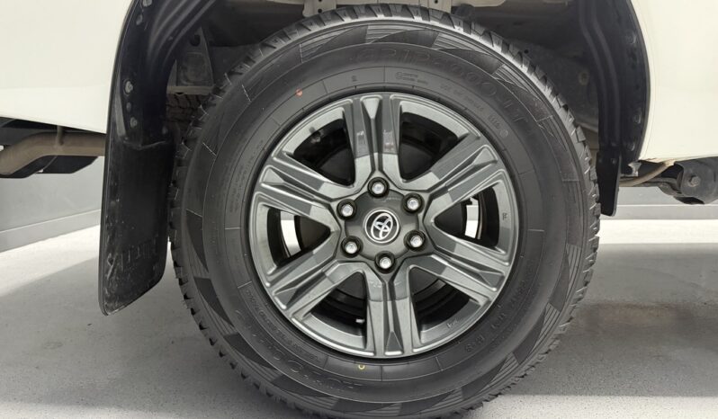 2023 TOYOTA HILUX 2.4 GD-6 RB RAIDER A/T P/U E/CAB full