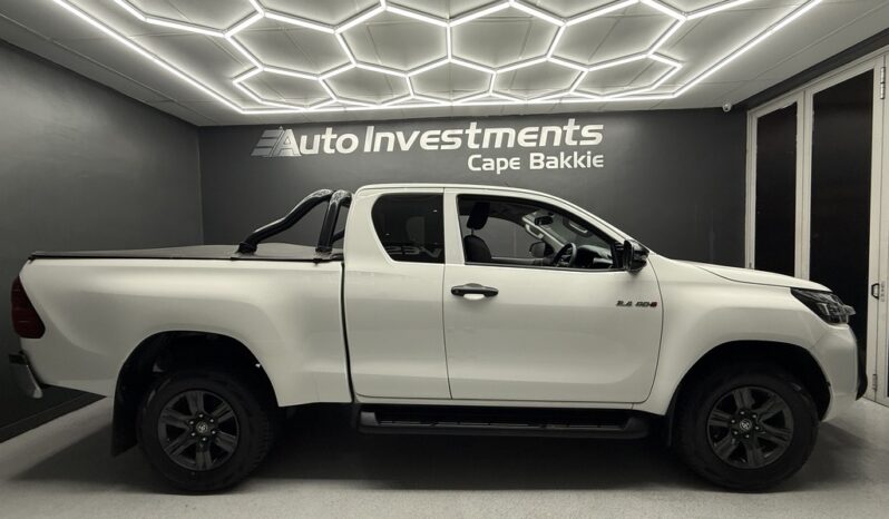 2023 TOYOTA HILUX 2.4 GD-6 RB RAIDER A/T P/U E/CAB full