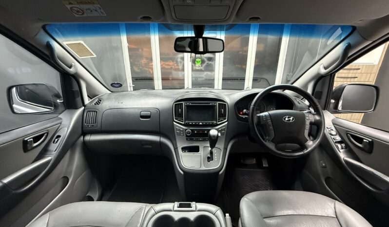 2017 HYUNDAI H-1 2.5 CRDI A/T/ 2.5 ELITE A/T full
