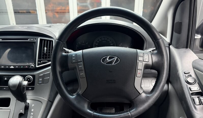 2017 HYUNDAI H-1 2.5 CRDI A/T/ 2.5 ELITE A/T full