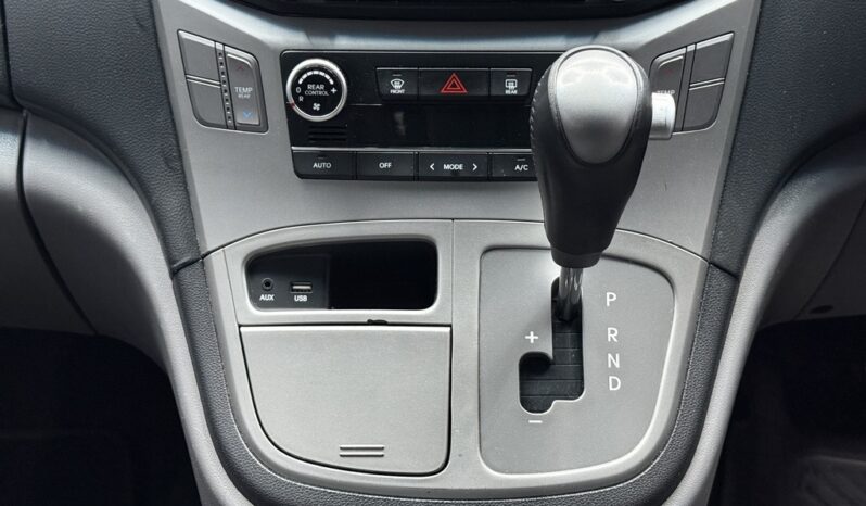 2017 HYUNDAI H-1 2.5 CRDI A/T/ 2.5 ELITE A/T full