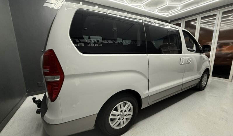 2017 HYUNDAI H-1 2.5 CRDI A/T/ 2.5 ELITE A/T full