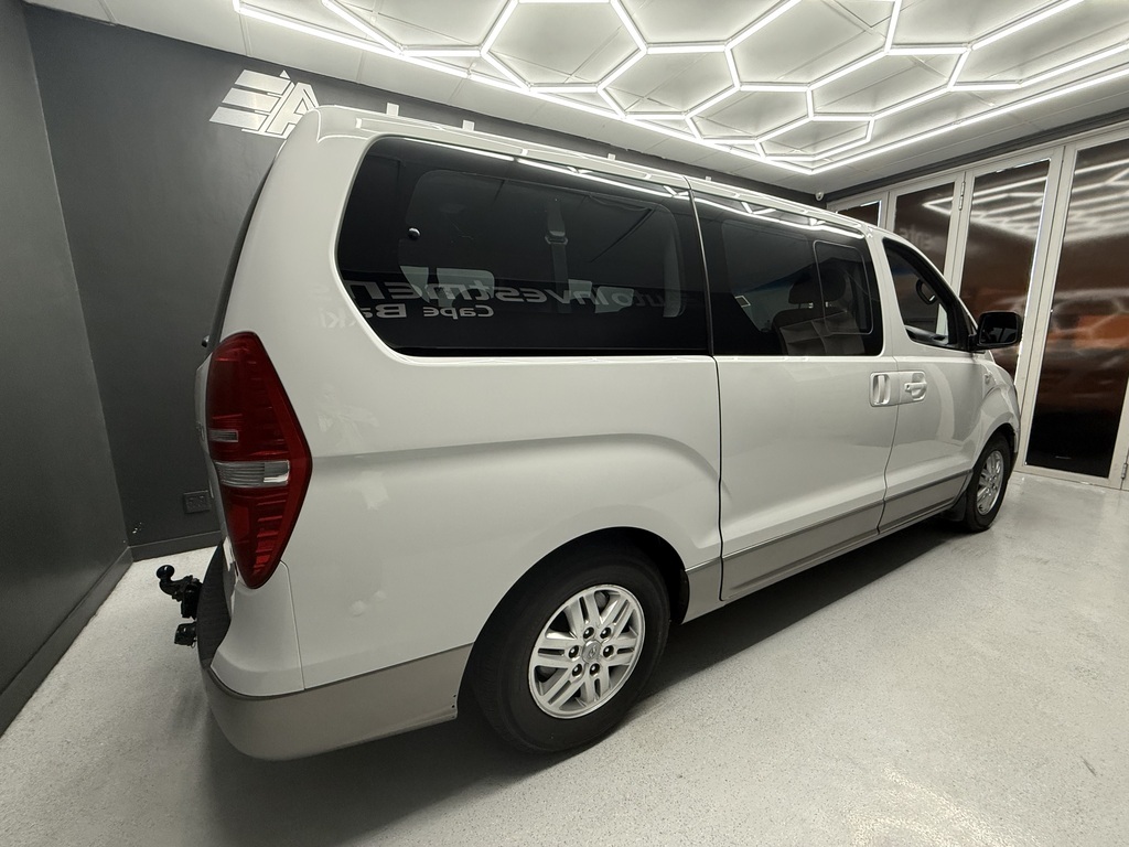 2017 HYUNDAI H-1 2.5 CRDI A/T/ 2.5 ELITE A/T
