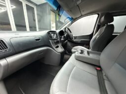 2017 HYUNDAI H-1 2.5 CRDI A/T/ 2.5 ELITE A/T full