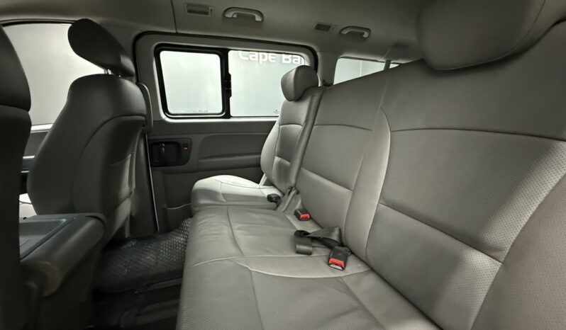 2017 HYUNDAI H-1 2.5 CRDI A/T/ 2.5 ELITE A/T full