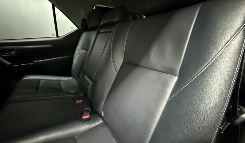 2024 TOYOTA FORTUNER 2.4GD-6 4X4 A/T full