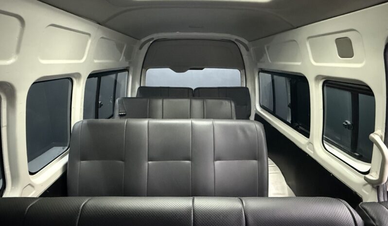 2022 TOYOTA QUANTUM/HIACE 2.5 D-4D SESFIKILE 16s full