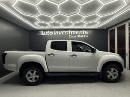 2016 ISUZU KB 300 D-TEQ LX A/T P/U D/C