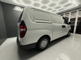 2018 HYUNDAI H-1 2.5 CRDi A/C F/C P/V A/T
