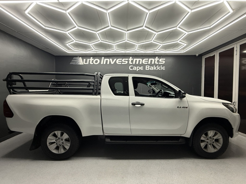2016 TOYOTA HILUX 2.4 GD-6 RB SRX P/U E/CAB